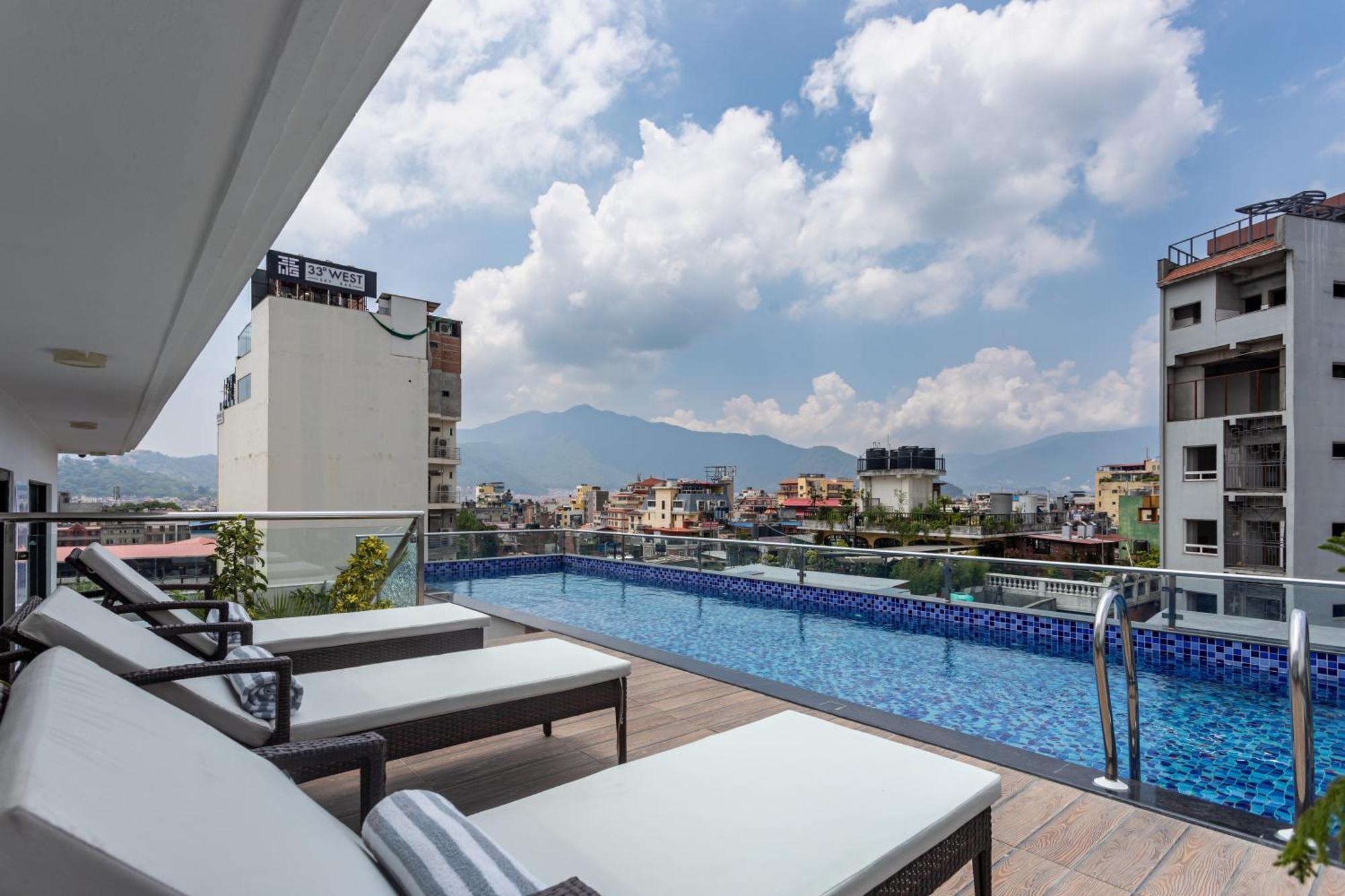 Hotel Lo Mustang Kathmandu Exterior photo